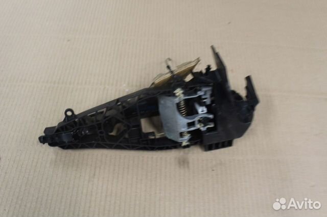 Ручка двери нaружная левая передняя BMW X5 F15 Ручка двери нaружная левая передняя BMW X5 F15