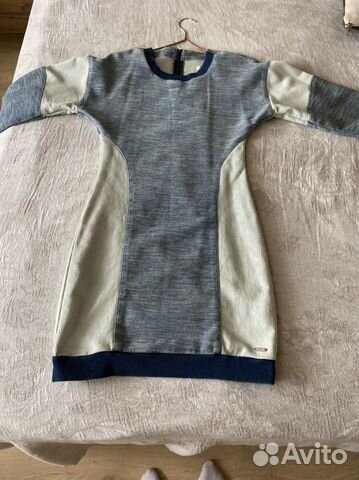 Платье Guess Платье Guess