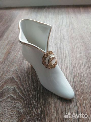 Продам фарфоровый башмачок