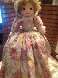 Кукла на чайник новая