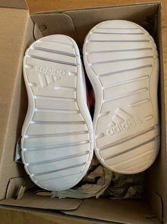 Кроссовки adidas
