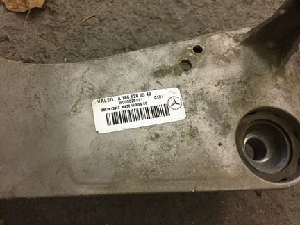 Трапеция стеклоочистителя Мерседес 166 A1668200241