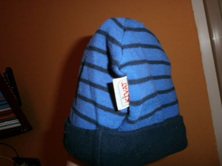 Шапки из хлопка голубые. Колготки