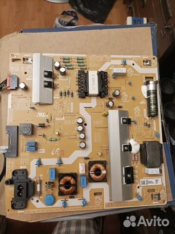 Телевизор Samsung ue50ru7400