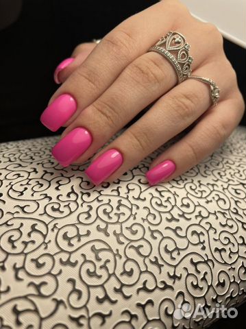 Педикюр с покрытием лаком