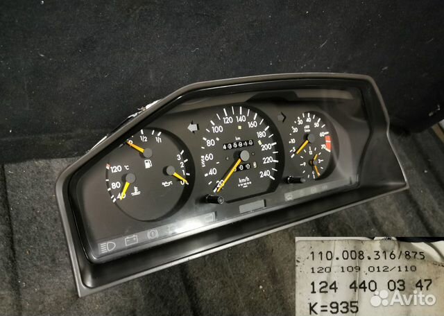 Панель приборов Mercedes W124 Е220 и E200. МКПП