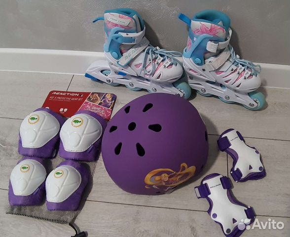 Роликовые коньки