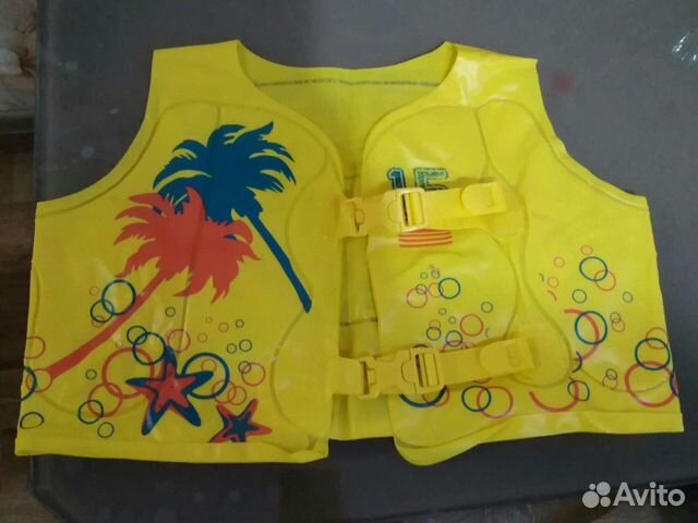 Детский спасательный жилет