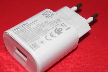 Блок питания для любого ноута новый