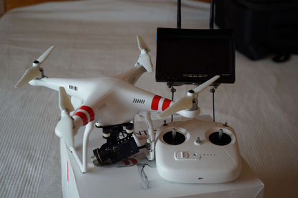 Квадрокоптер DJI Phantom 2 v3 с подвесом Zenmuse H