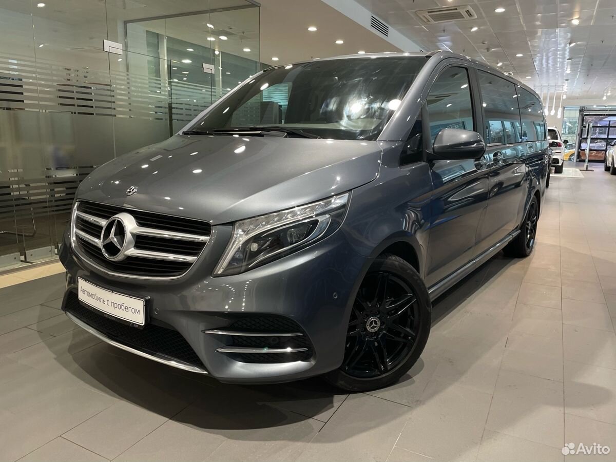 V class 2019. Мерседес v класс 2019. Мерседес в класс на 8 мест 2019 года. Mercedes v класс Ксении Собчак. Пробег v-class Mercedes.