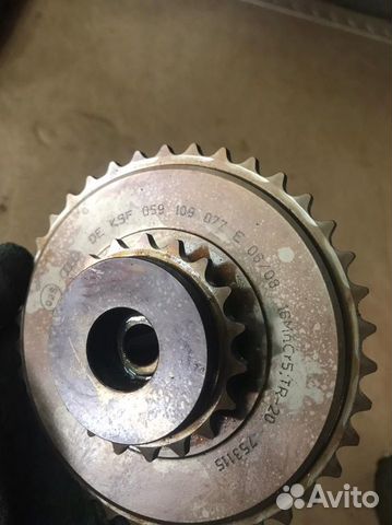 059109077E Шестерня цепи грм Audi