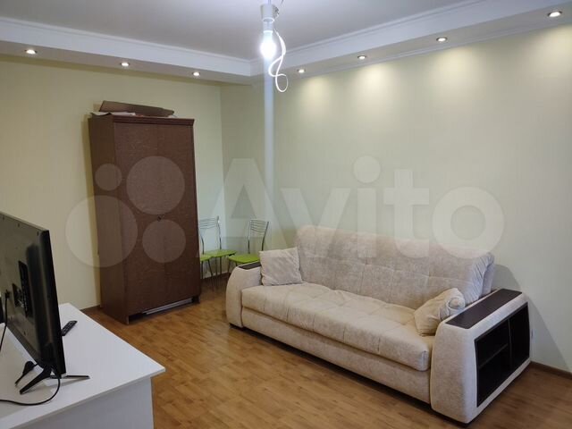 2-к. квартира, 70 м², 3/14 эт.