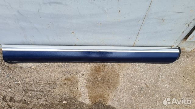 Накладка двери передняя правая Туарег