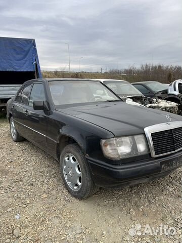 Mercedes benz E w124 разбор по запчастям