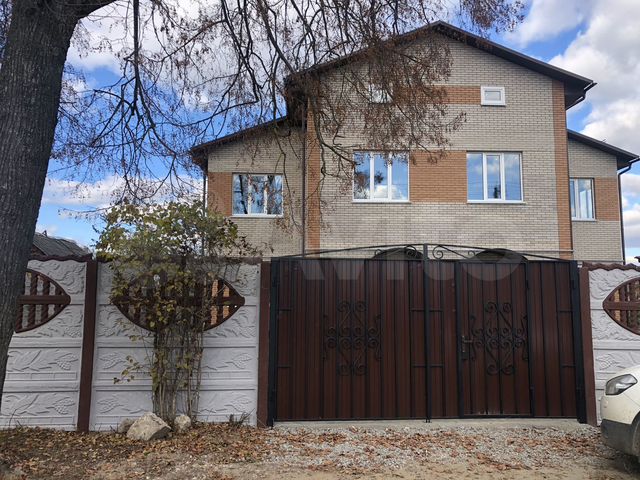 3-к. квартира, 115 м², 2/2 эт.