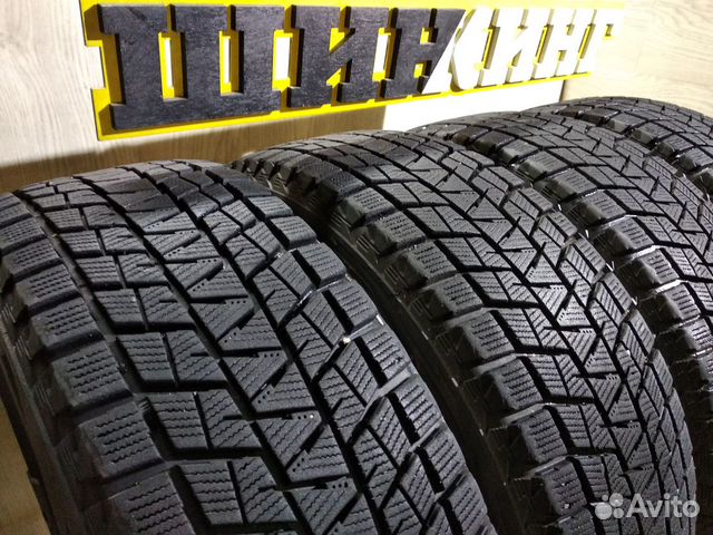 Bridgestone Blizzak DM-V1 225/60 R17