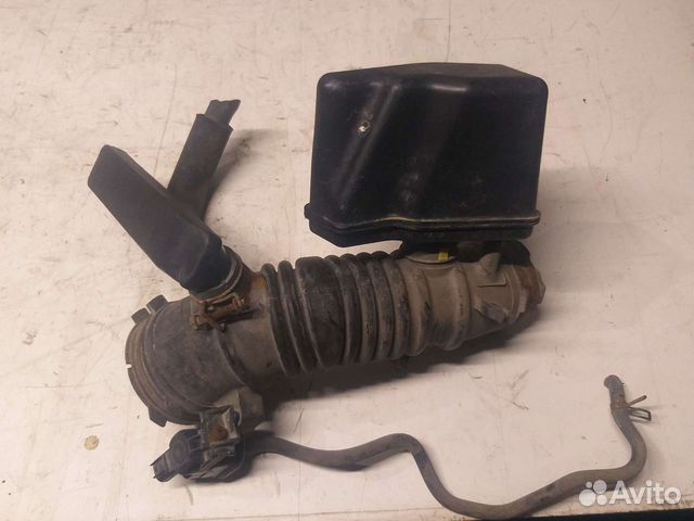 Патрубок воздушного фильтра Tayota Camru V40