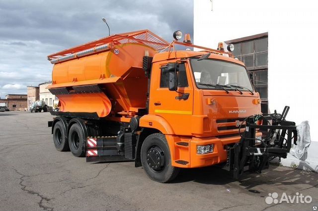 Комбинированная дорожная машина эд-405