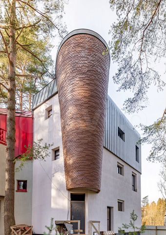 Дом 213 м² на участке 2 сот.