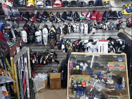 Хоккейный инвентарь