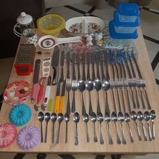 Столовые приборы, кухонная утварь