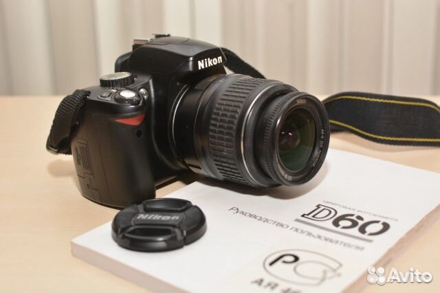 Nikon D60 с объективом 18-55mm и сумкой
