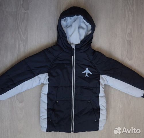 Новая демисезонная куртка