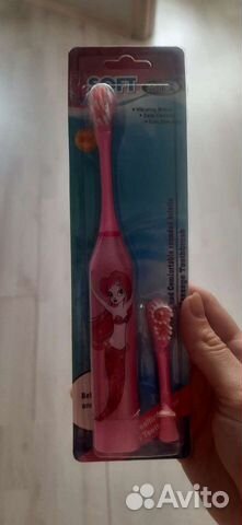 Зубная щетка