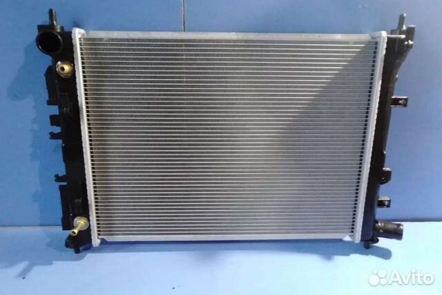 Радиатор охлаждения Хендай Солярис 2