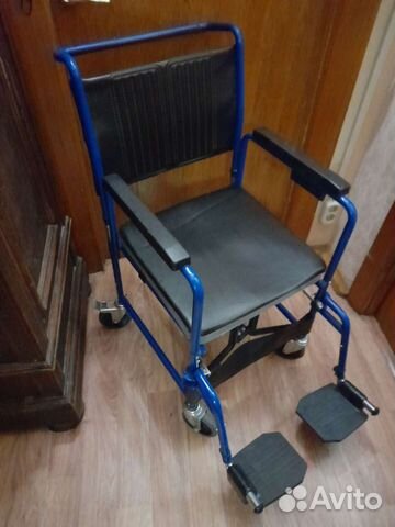 Кресло - стул с санитарным оснащением