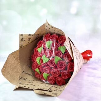 Букет из красных шоколадных роз (27 шт)