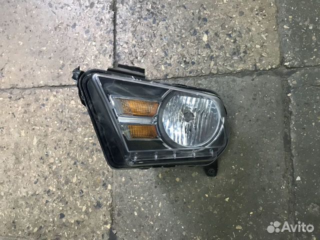 Фара левая Ford Mustang V 09-12