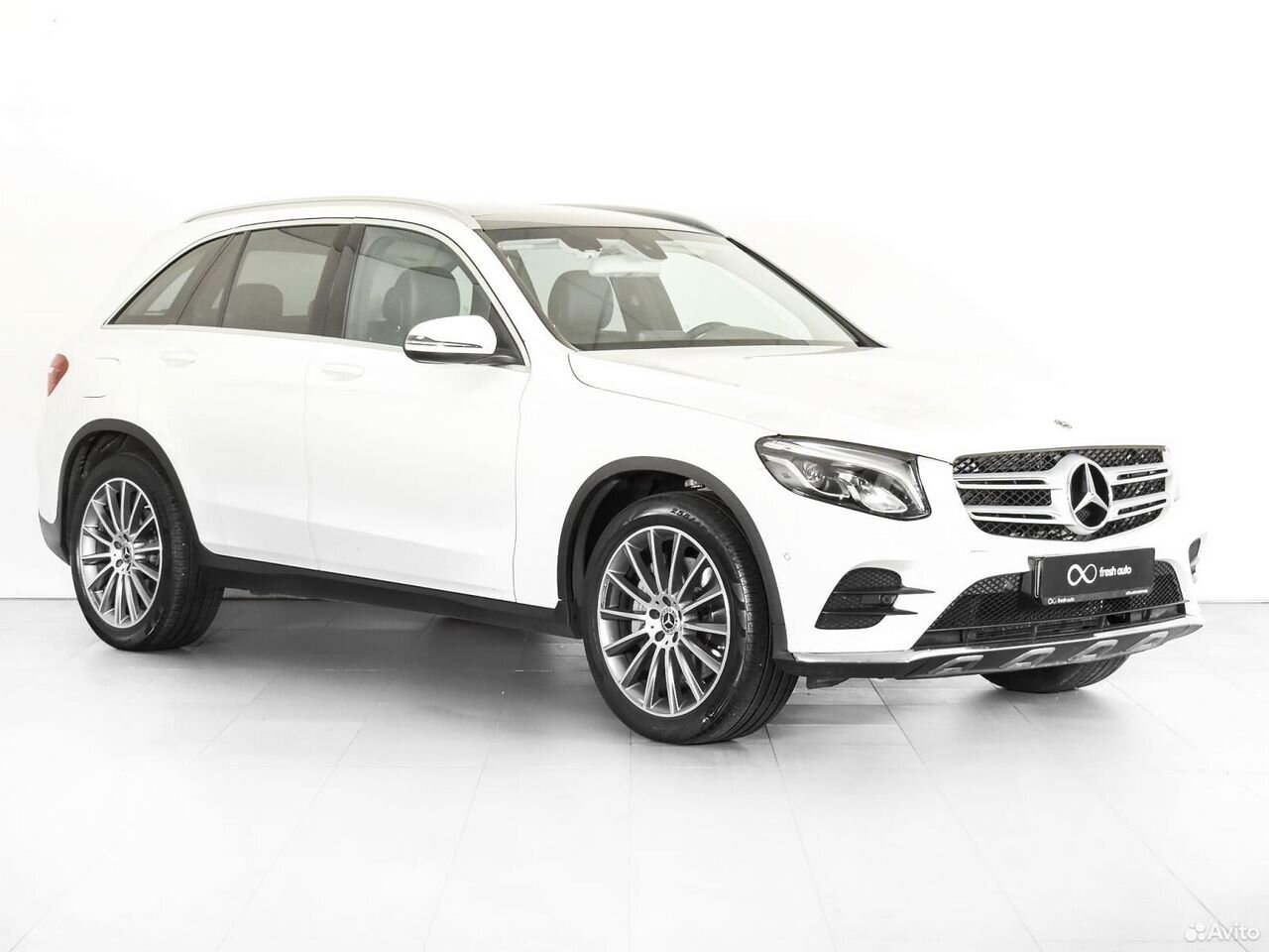 Glc с пробегом. Glc 2016. glc 2016 белый. мерседес 2025 года. мерседес 2025 года фото.