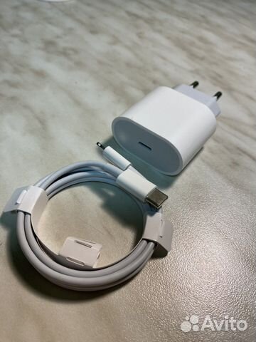 Быстрая зарядка для iPhone 20W оригинал