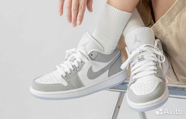 Jordan 1 Low Wolf Grey 36 EUR