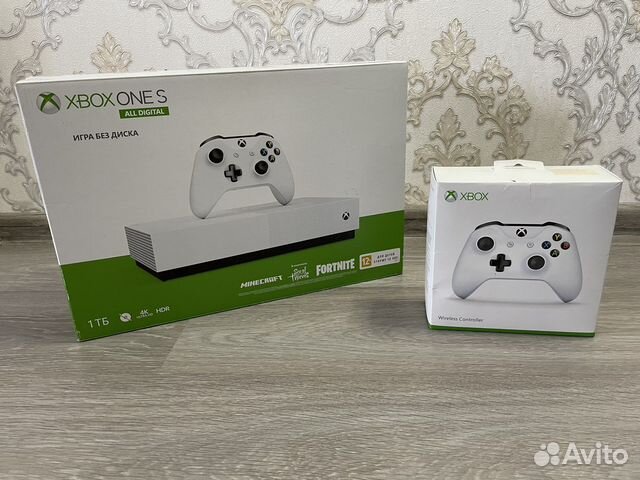 Xbox One S / 500 игр / гарантия