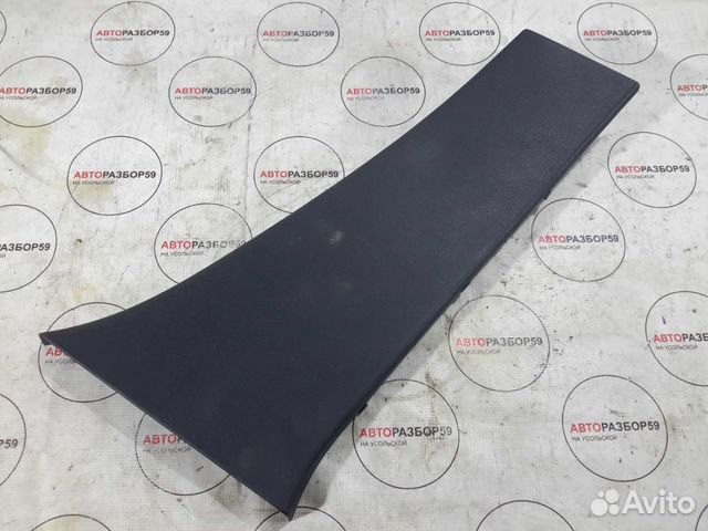 Обшивка средней правой стойки Renault Fluence