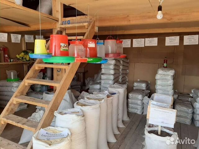 Комбикорм, зерно, опилки, стружа, добавки