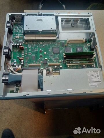 Маршрутизатор Cisco 2811, Catalyst WS-C2950T-24
