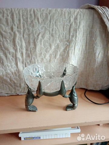 Ваза хрустальная на подставке