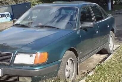 Ауди 100 45 кузов 1993 г 2.4д. Задняя балка