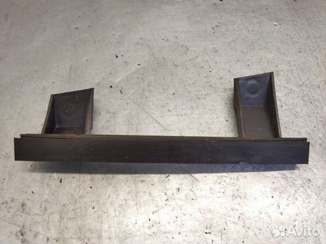 Направляющая стекла двери передняя левая Hyundai