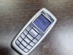 Телефон Nokia 2600 кнопочный легенда