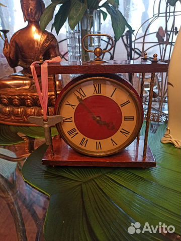Часы настольные весна СССР Хрущев 60-70 года
