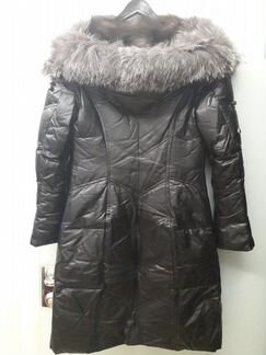 Кожанный пуховик с меховым воротником