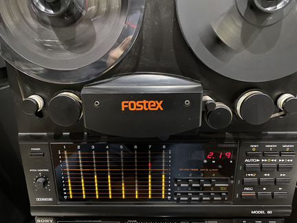 Катушечный магнитофон fostex model 80