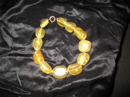Бусы из прессованного янтаря Monies
