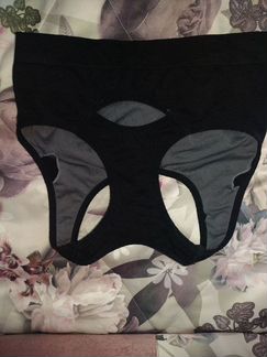 Черный спортивный топ