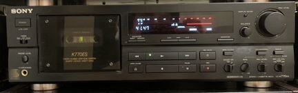 Топовая кассетная дека Sony